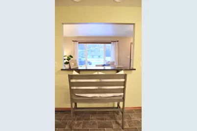 7424 S Chapel Dr, Oak Creek, WI 53154 - Photo 10