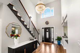 W290N4646 Cold Water Creek, Delafield, WI 53029 - Photo 2