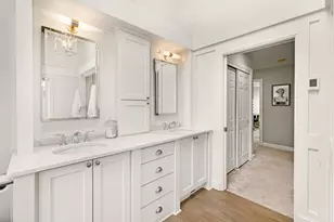 W290N4646 Cold Water Creek, Delafield, WI 53029 - Photo 12