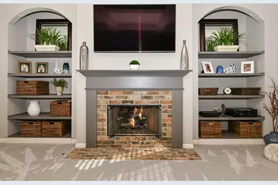 955  Dana Ln, Waukesha, WI 53189 - Photo 6