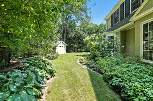 9421 N Lake Dr, Bayside, WI 53217 - Photo 46