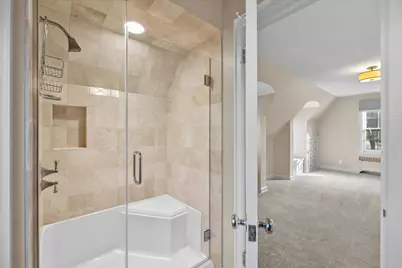 9421 N Lake Dr, Bayside, WI 53217 - Photo 30