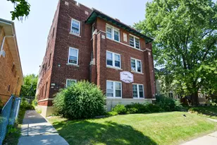 915 N 24th St, Milwaukee, WI 53233 - Photo 36