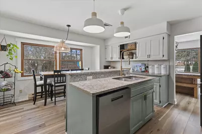18765  Le Chateau Dr, Brookfield, WI 53045 - Photo 2