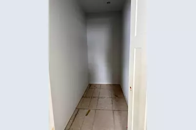 1499  Patton Dr, Hartford, WI 53027 - Photo 4