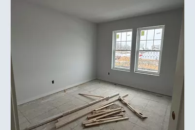 1499  Patton Dr, Hartford, WI 53027 - Photo 10