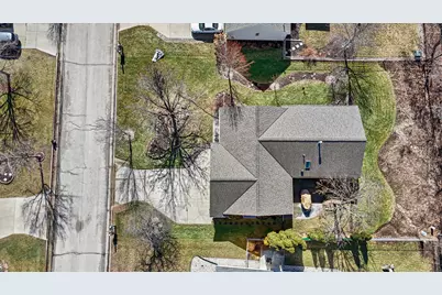 7245 S Hillendale Dr, Franklin, WI 53132 - Photo 42