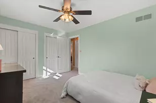 7245 S Hillendale Dr, Franklin, WI 53132 - Photo 36