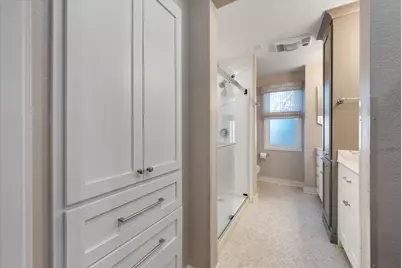 1052  Arrowhead Rd, Grafton, WI 53024 - Photo 16