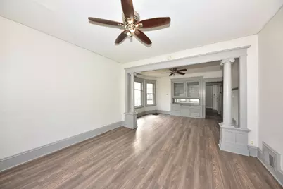 3413 W Vine St #3415, Milwaukee, WI 53208 - Photo 6