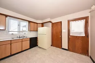 234 N 37th St, Milwaukee, WI 53208 - Photo 6
