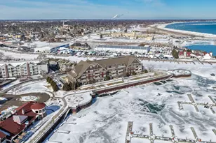 4 Gas Light Dr, Racine, WI 53403 - Photo 6