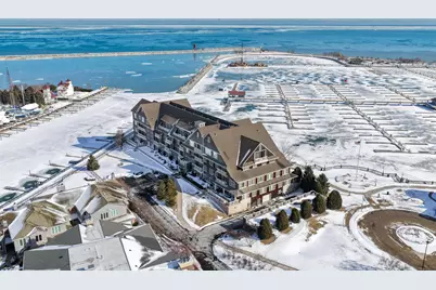 4  Gaslight Dr #211, Racine, WI 53403 - Photo 8