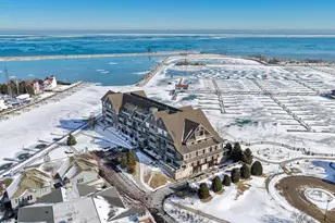 4 Gas Light Dr, Racine, WI 53403 - Photo 8