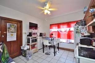 2148 S 33rd St, Milwaukee, WI 53215 - Photo 14