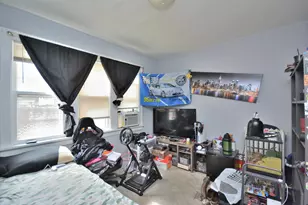 2148 S 33rd St, Milwaukee, WI 53215 - Photo 8