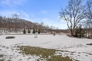 N2W27474 Arrowhead Trail, Pewaukee, WI 53188 - Photo 56