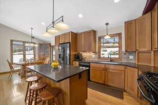 N2W27474 Arrowhead Trail, Pewaukee, WI 53188 - Photo 12