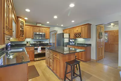 1100  Cooper Hawk Dr, Burlington, WI 53105 - Photo 10