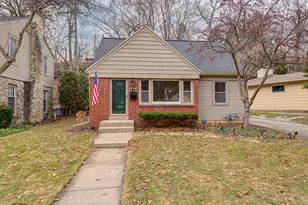 1291 Martha Washington Dr, Wauwatosa, WI 53213 - Photo 36