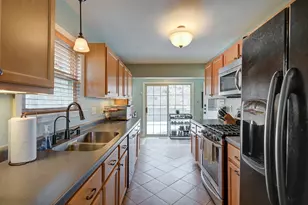 1291 Martha Washington Dr, Wauwatosa, WI 53213 - Photo 20