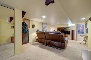 1291 Martha Washington Dr, Wauwatosa, WI 53213 - Photo 30