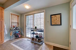 1291 Martha Washington Dr, Wauwatosa, WI 53213 - Photo 22