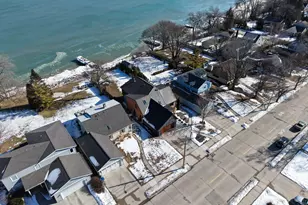 2533 Lakeshore Dr, Sheboygan, WI 53081 - Photo 40