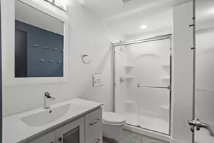 2533 Lakeshore Dr, Sheboygan, WI 53081 - Photo 50