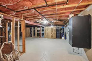 3195 W Mangold Ave, Greenfield, WI 53221 - Photo 12