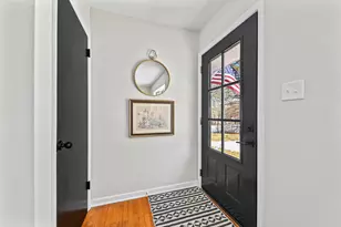 11737 N Ridgeway Ave, Mequon, WI 53097 - Photo 2