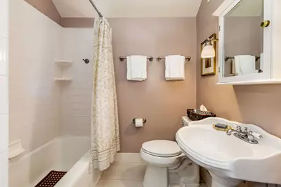 415  Green Bay Rd, Cedarburg, WI 53012 - Photo 18