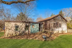 415 Green Bay Rd, Cedarburg, WI 53012 - Photo 26