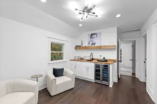 1332 Dodge St, Lake Geneva, WI 53147 - Photo 8