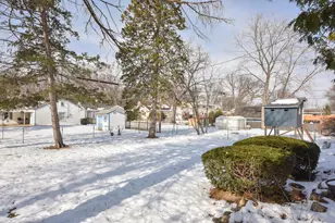 10308 W Washington St, West Allis, WI 53214 - Photo 32