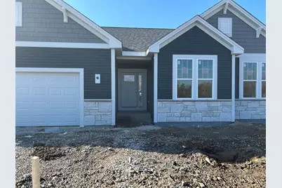 9561 S Sophia Ct, Franklin, WI 53132 - Photo 4