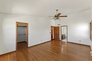 243 Royal Oak Ct, Pewaukee, WI 53072 - Photo 26