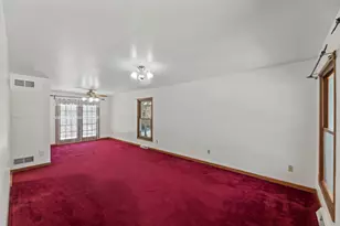 243 Royal Oak Ct, Pewaukee, WI 53072 - Photo 12