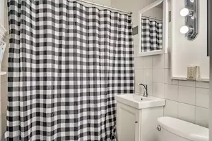 328 8th St, La Crosse, WI 54601 - Photo 34