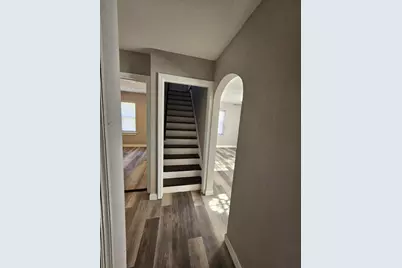 4800 W Green Tree Rd, Milwaukee, WI 53223 - Photo 8