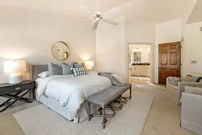 N23W28271  Beach Park Cir, Delafield, WI 53072 - Photo 14