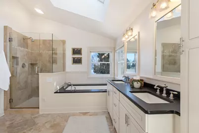 N23W28271  Beach Park Cir, Delafield, WI 53072 - Photo 16