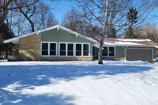 2465 Lionel Ct, Brookfield, WI 53045 - Photo 1