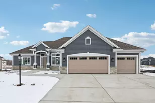 W221N4564 Timber Ct, Pewaukee, WI 53072 - Photo 1