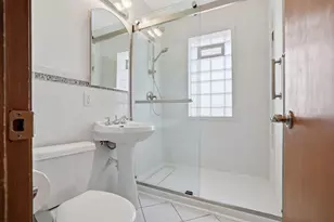 2529 S 66th St, Milwaukee, WI 53219 - Photo 16