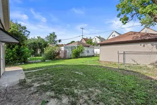 3783 N 9th St, Milwaukee, WI 53206 - Photo 26