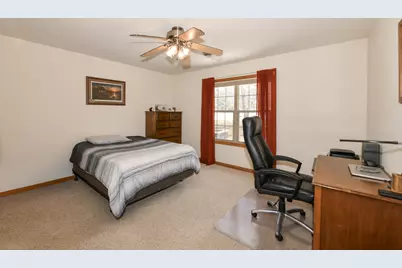 112  Eastfield Ct, Darien, WI 53114 - Photo 16