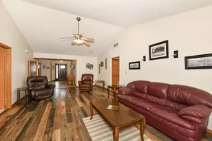 112 Eastfield Ct, Darien, WI 53114 - Photo 6