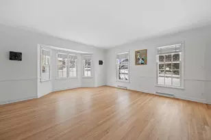 4937 W Knollwood Dr, Racine, WI 53403 - Photo 4