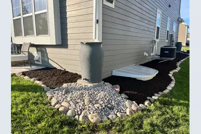 W73N1165  Augusta Ln, Cedarburg, WI 53012 - Photo 34